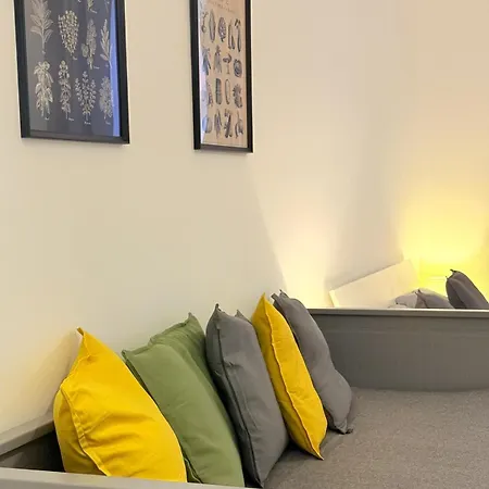Comfortable In The Center Of For Up To 4 Guests Prag