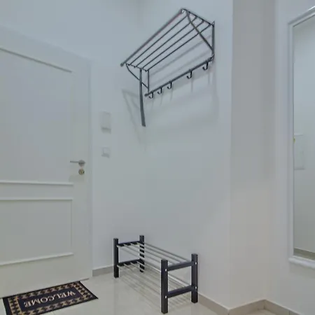 Comfortable In The Center Of For Up To 4 Guests شقة